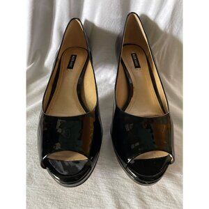 Black Patent Leather Peep Toe Low Heels 8M Pump Slip On Shiny  Alex Marie